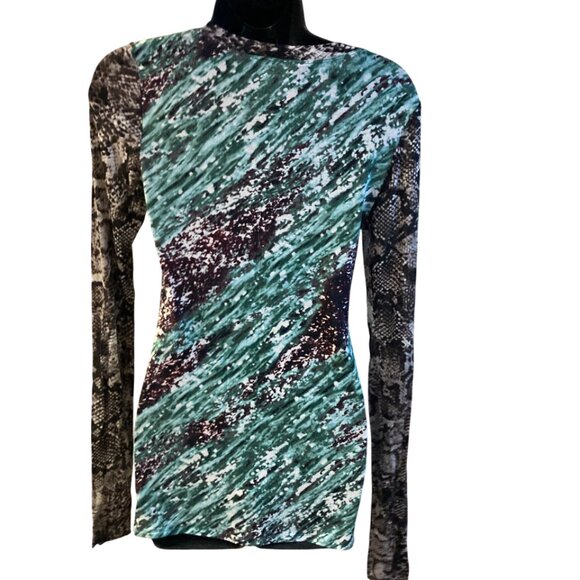 BCBG MAXAZRIA Snakeskin Print Long Sleeve Top Size Medium - Picture 2 of 7